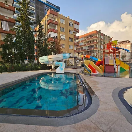 Apartman Cebeci Towers Mahmutlar Luxury
